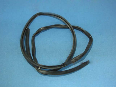 УПЛОТНИТЕЛЬ ДВЕРИ